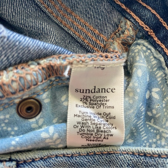 Sundance Women Bermuda Denim Shorts Sz 31 Floral Cross Stitch - Picture 8 of 11